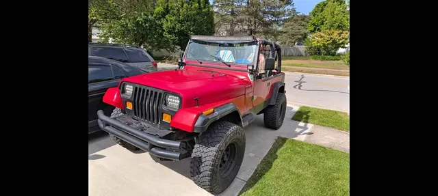 1993 Jeep Wrangler Unlimited Sport SUV 4D