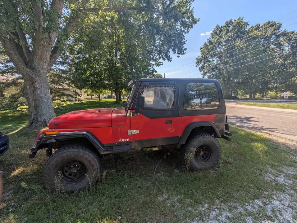 1993 Jeep YJ Wrangler - Image 3 of 15