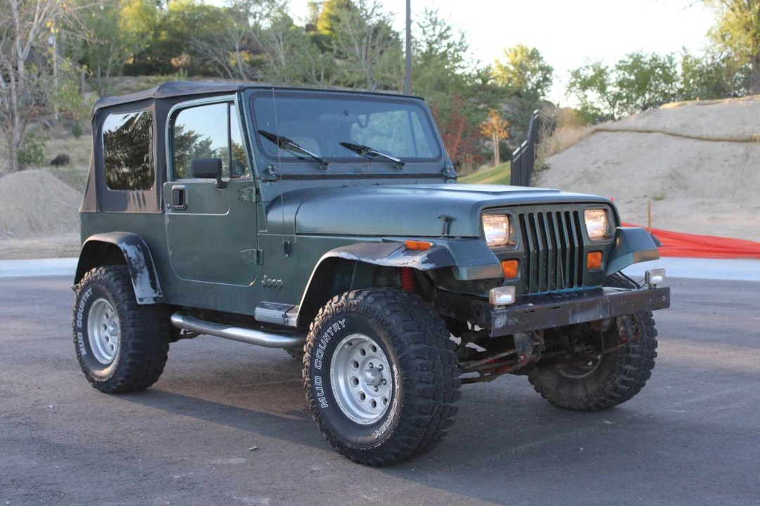 1993 Jeep YJ Wrangler - Image 4 of 18