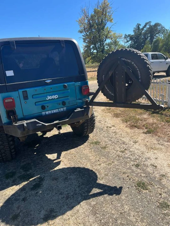 1993 Jeep YJ Wrangler - Image 5 of 10