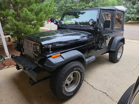 1993 Jeep Wrangler YJ 4.0L 5-Speed
