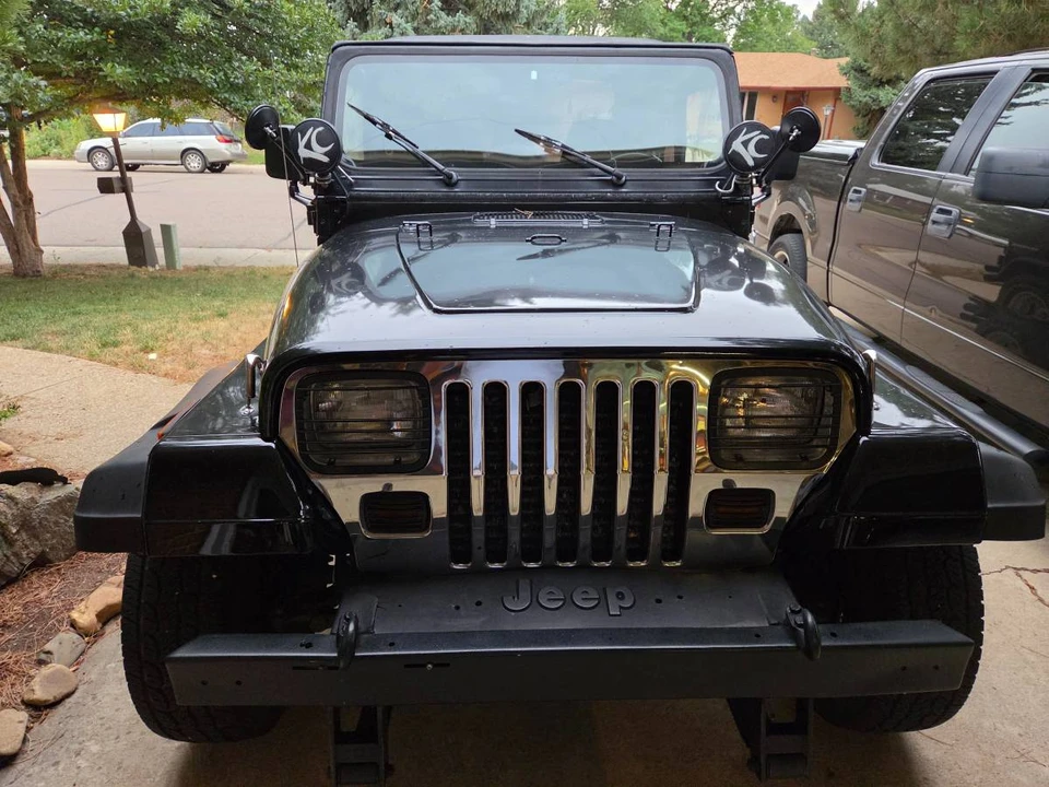 1993 Jeep YJ Wrangler - Image 14 of 18