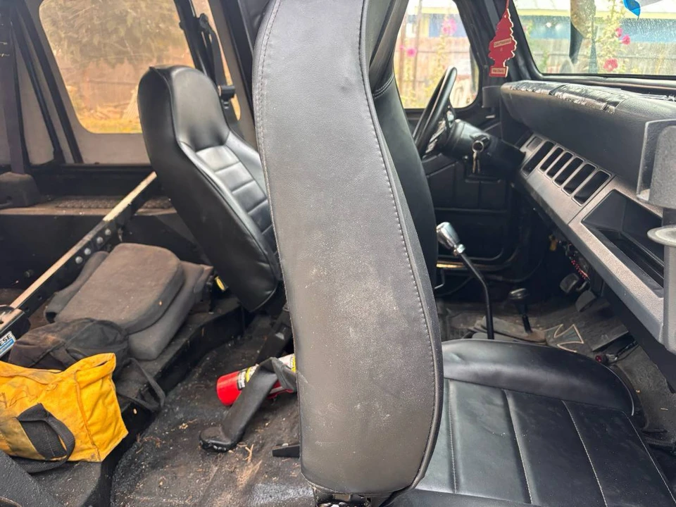 1993 Jeep YJ Wrangler - Image 8 of 9