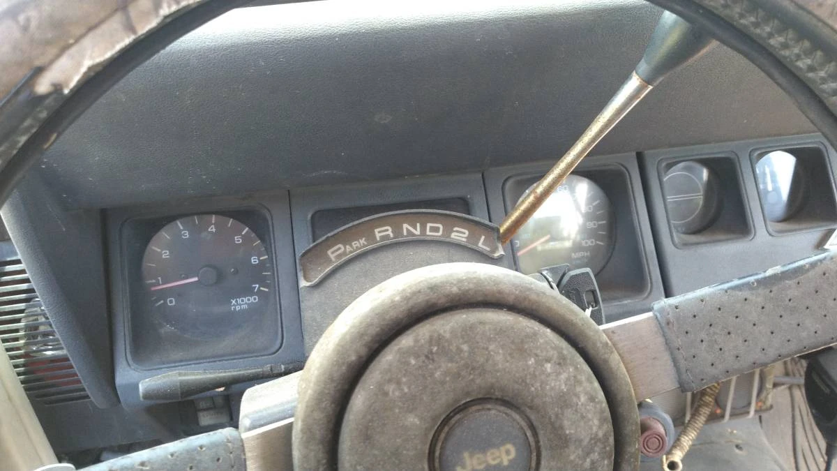 1993 Jeep YJ Wrangler - Image 9 of 18