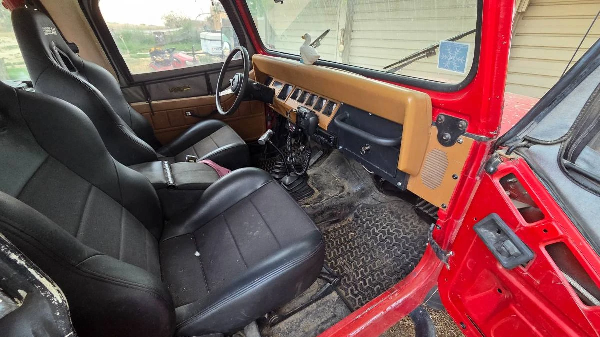 1993 Jeep YJ Wrangler - Image 4 of 8