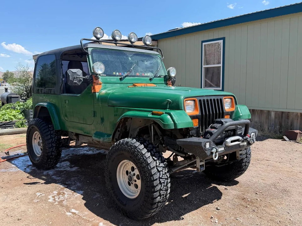 1993 Jeep YJ Wrangler - Image 4 of 9