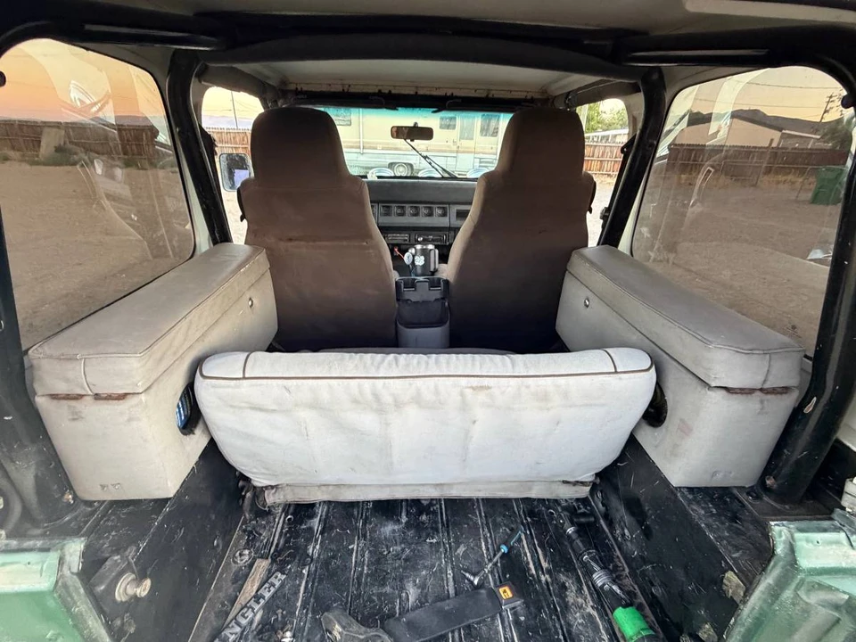 1993 Jeep YJ Wrangler - Image 6 of 9