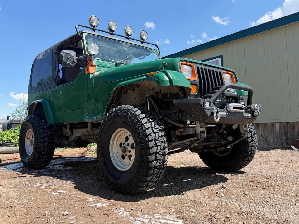 1993 Jeep YJ Wrangler - Image 5 of 9