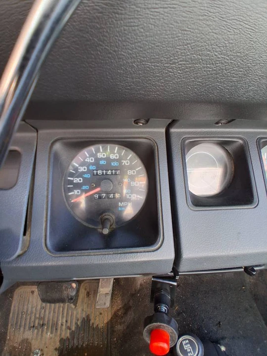 1993 Jeep YJ Wrangler - Image 6 of 6