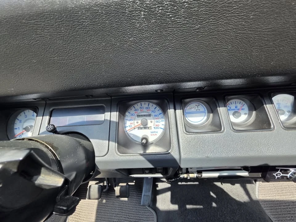 1993 Jeep YJ Wrangler - Image 5 of 16