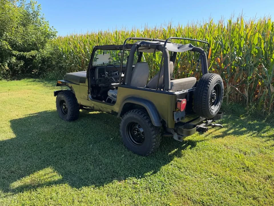 1993 Jeep YJ Wrangler - Image 4 of 7