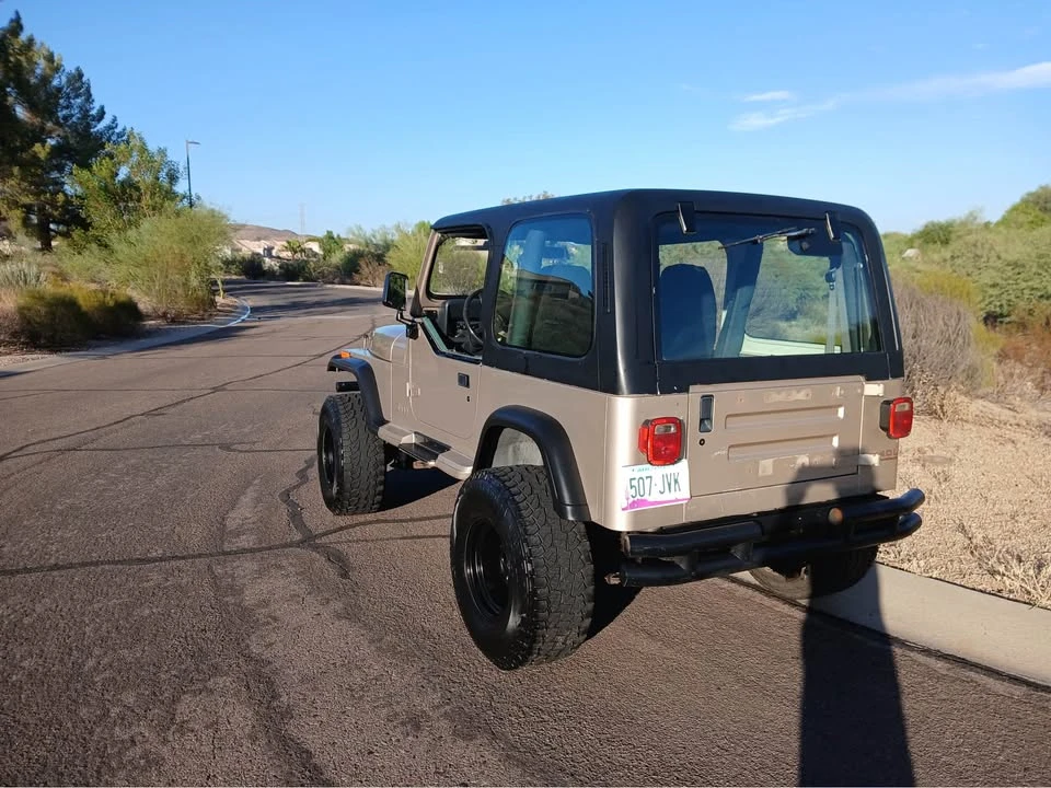 1993 Jeep YJ Wrangler - Image 18 of 20