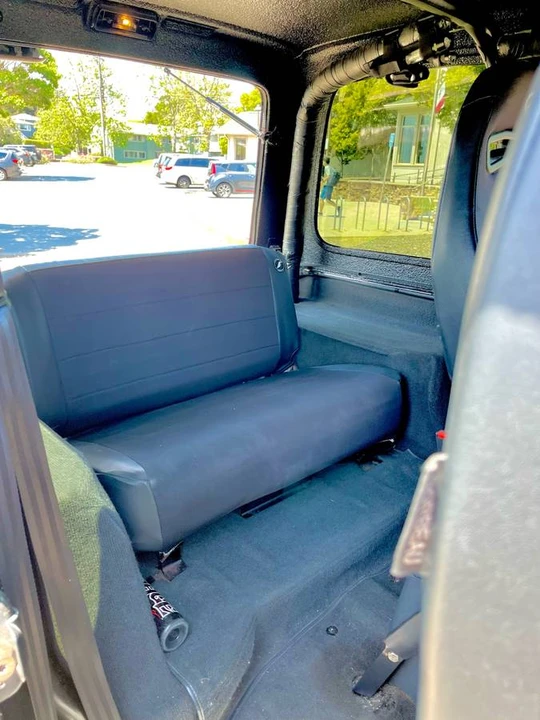 1993 Jeep YJ Wrangler - Image 8 of 10
