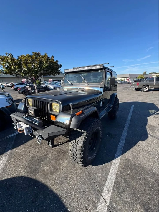 1993 Jeep YJ Wrangler - Image 3 of 10