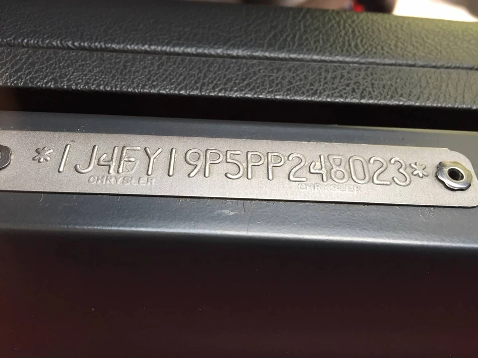 1993 Jeep YJ Wrangler - Image 19 of 19