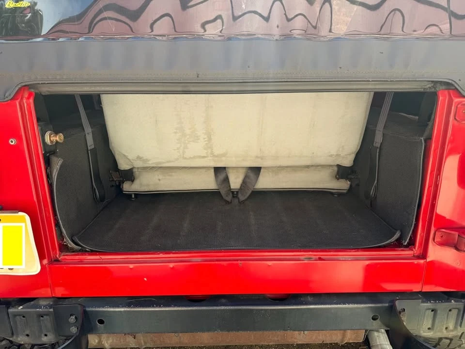 1993 Jeep YJ Wrangler - Image 9 of 18
