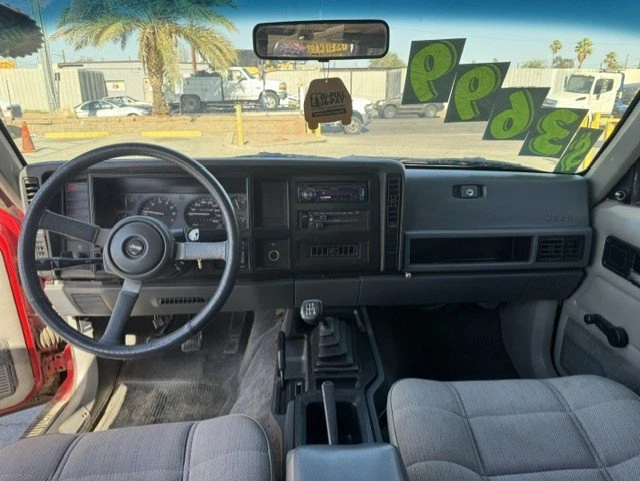 1993 Jeep XJ Cherokee - Image 10 of 13