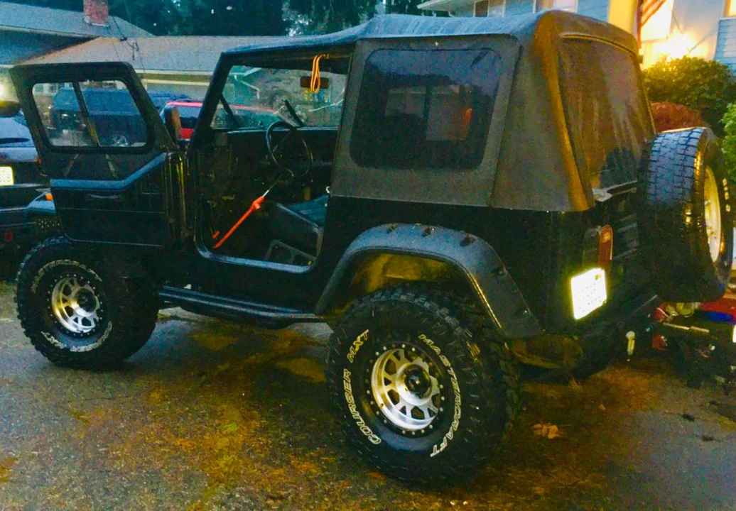 1993 Jeep YJ Wrangler - Image 3 of 10