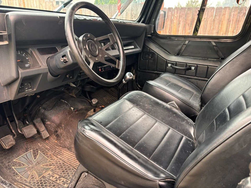 1993 Jeep YJ Wrangler - Image 4 of 10