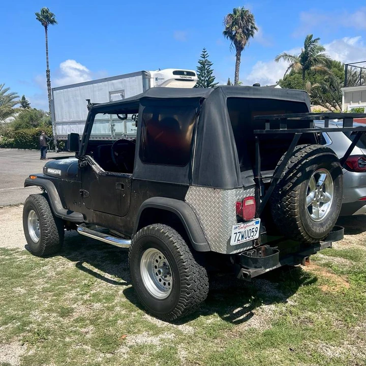 1993 Jeep YJ Wrangler - Image 4 of 4