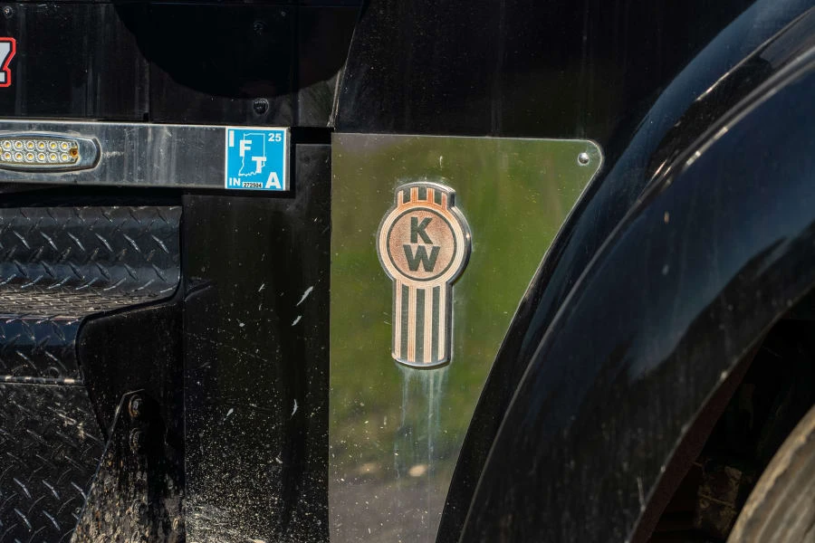 1993 Kenworth W900 - Image 12 of 26