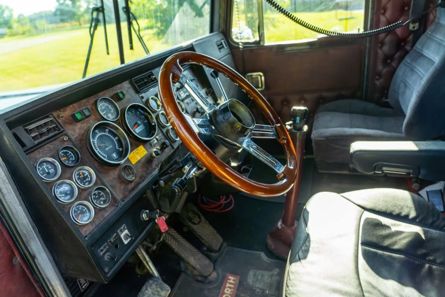 1993 Kenworth W900 - Image 22 of 26
