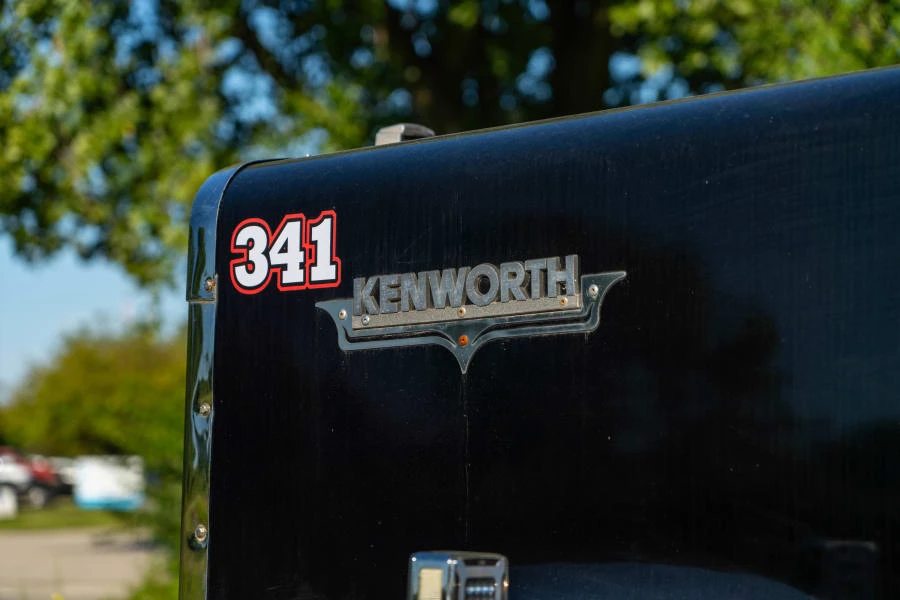 1993 Kenworth W900 - Image 11 of 26