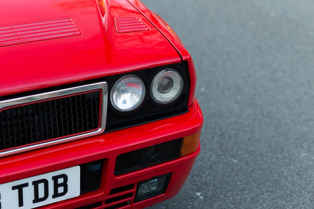 1993 Lancia Delta 1st Gen - Image 14 of 31