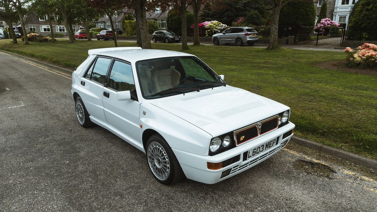 1994 Lancia Delta 1st Gen - Image 12 of 31