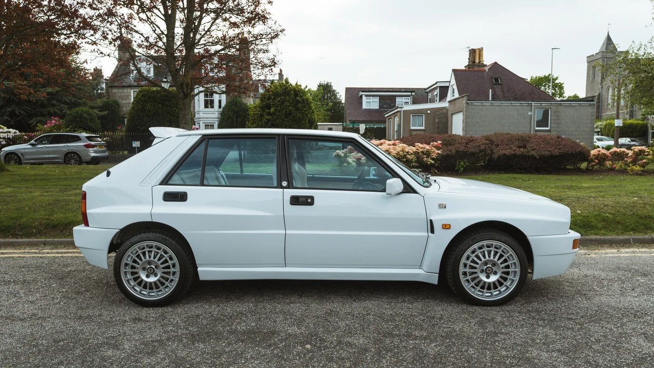 1994 Lancia Delta 1st Gen - Image 15 of 31