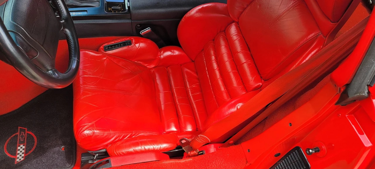 1993 Chevrolet Corvette C4 - Image 9 of 17