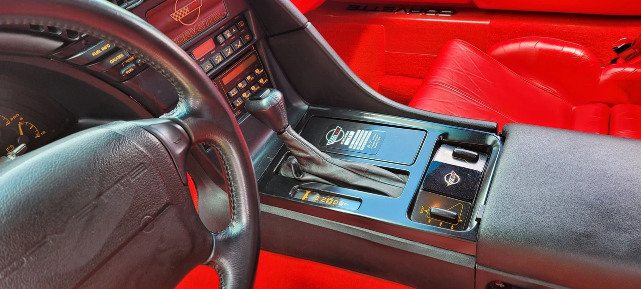 1993 Chevrolet Corvette C4 - Image 7 of 17