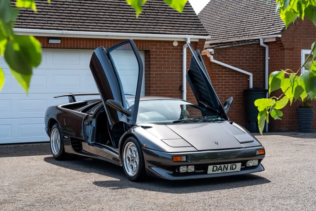 1993 Lamborghini Diablo - Image 7 of 30
