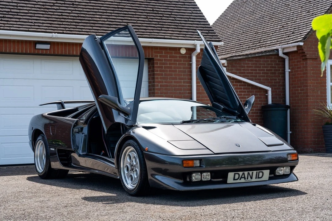 1993 Lamborghini Diablo - Image 2 of 30