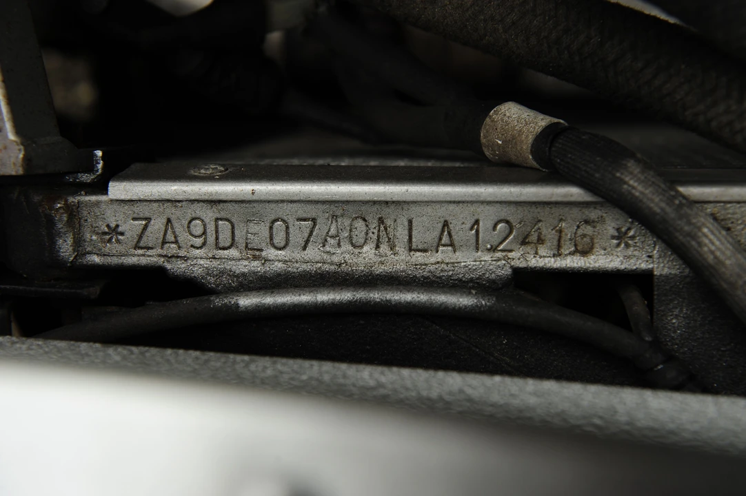 1993 Lamborghini Diablo - Image 8 of 22