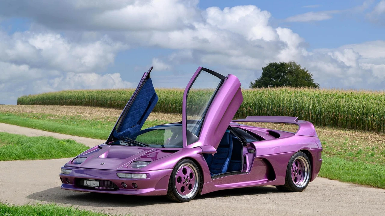 1993 Lamborghini Diablo - Image 11 of 31