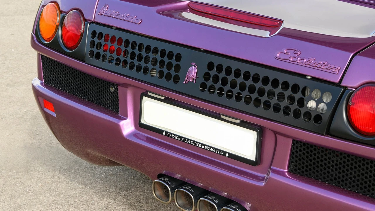 1993 Lamborghini Diablo - Image 24 of 31
