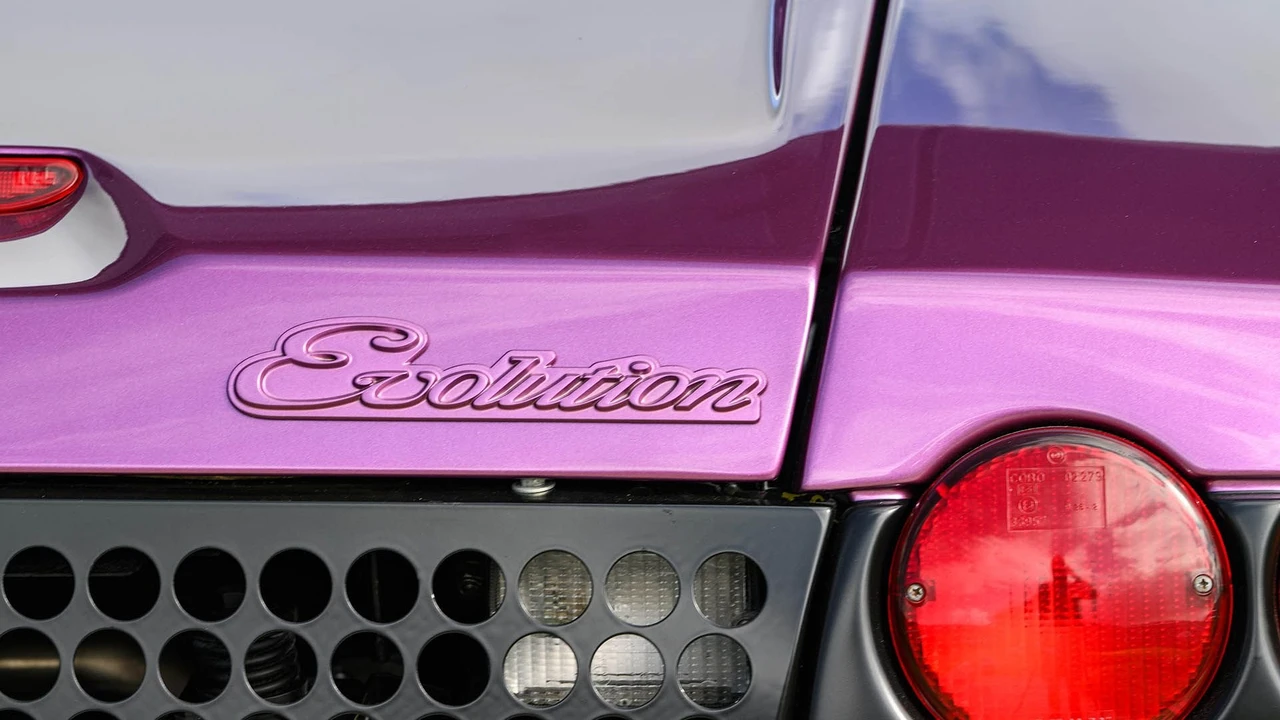 1993 Lamborghini Diablo - Image 23 of 31