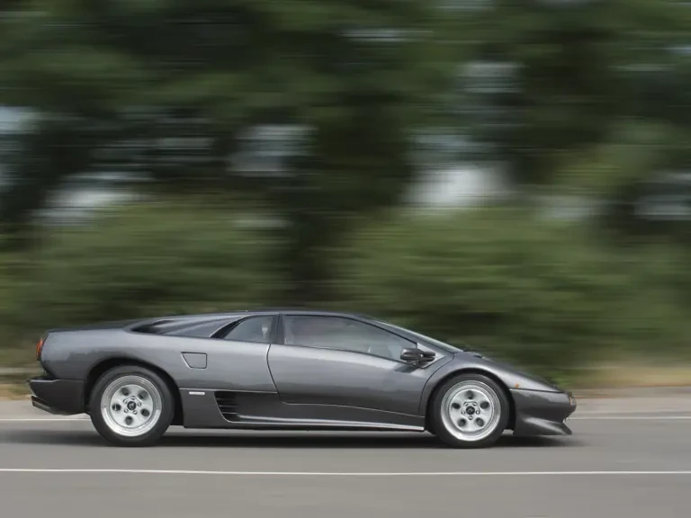 1993 Lamborghini Diablo VT - Image 8 of 18