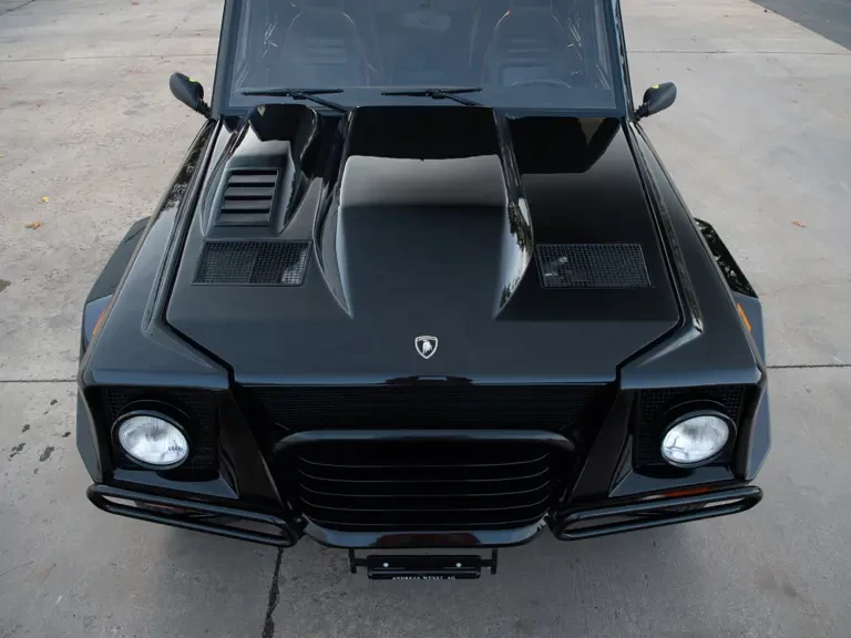 1993 Lamborghini LM002 - Image 26 of 31
