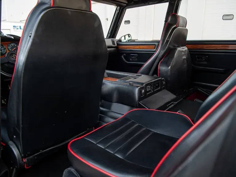1993 Lamborghini LM002 - Image 20 of 31