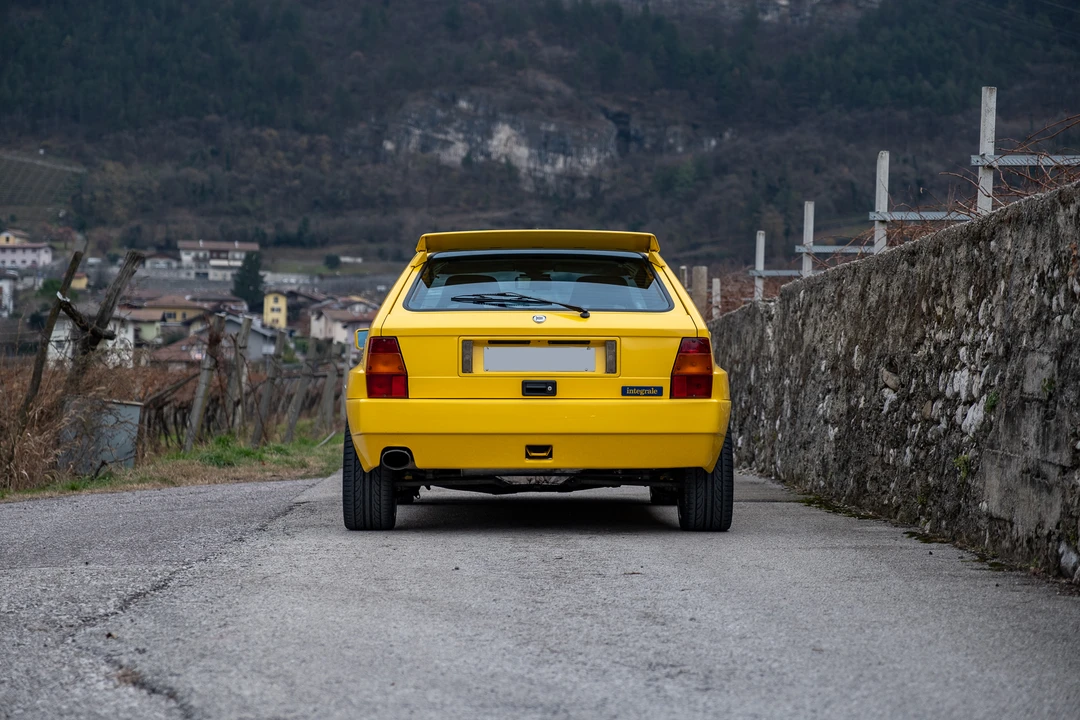 1993 Lancia Delta 1st Gen - Image 6 of 16