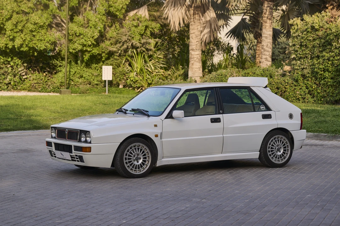 1993 Lancia Delta 1st Gen - Image 14 of 31
