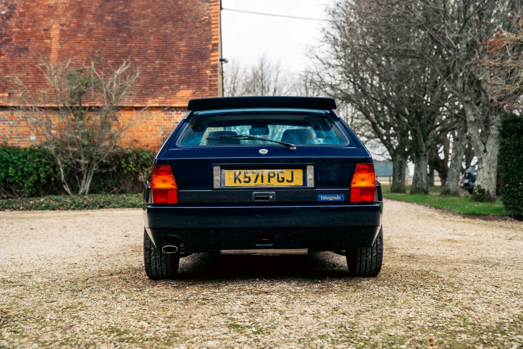 1993 Lancia Delta 1st Gen - Image 14 of 31
