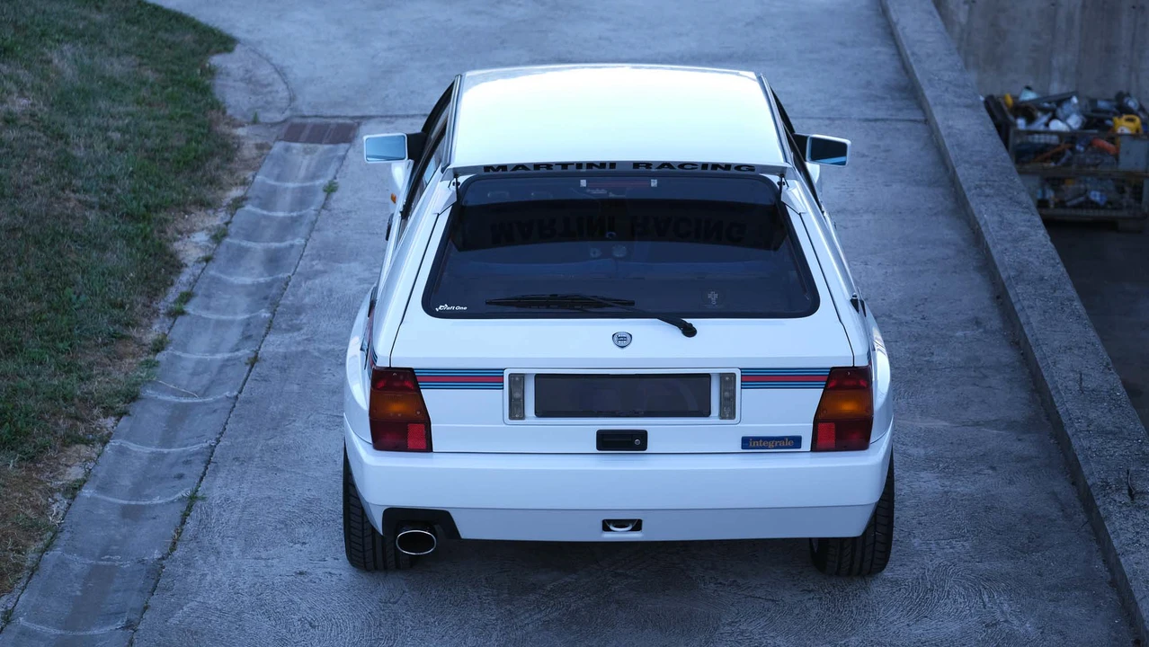 1993 Lancia Delta 1st Gen - Image 11 of 31