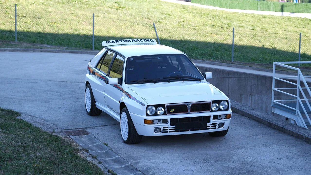 1993 Lancia Delta 1st Gen - Image 16 of 31