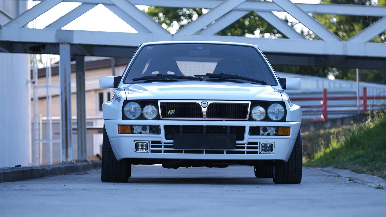 1993 Lancia Delta 1st Gen - Image 15 of 31