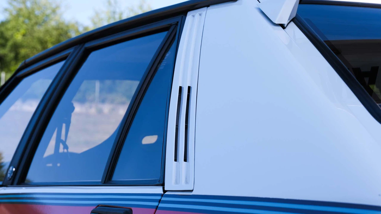 1993 Lancia Delta 1st Gen - Image 22 of 31