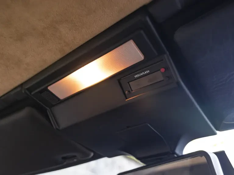 1993 Lancia Delta 1st Gen - Image 28 of 31