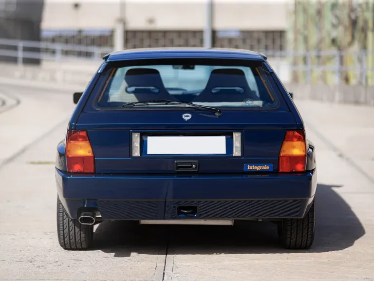1993 Lancia Delta 1st Gen - Image 11 of 31